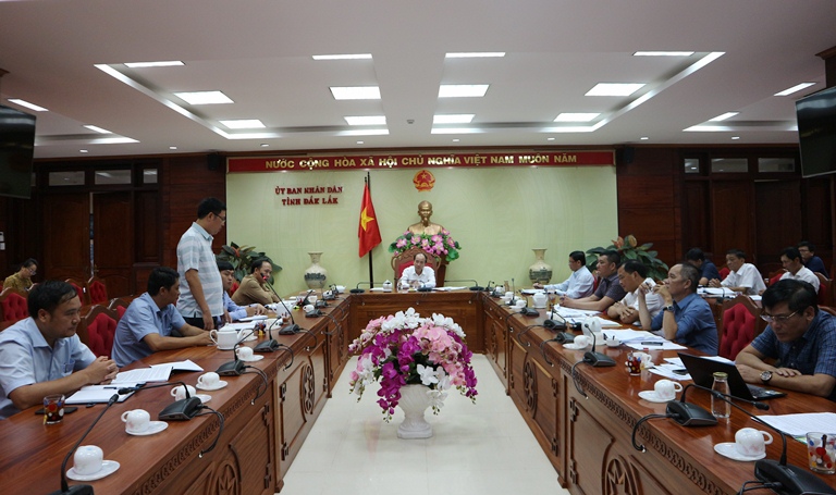 Họp tháo gỡ khó khăn, vướng mắc cho doanh nghiệp